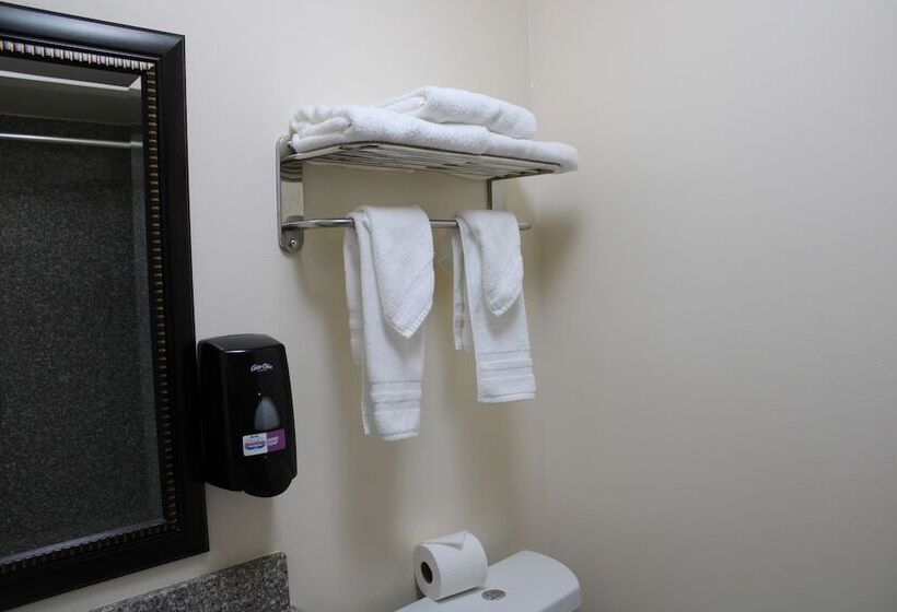 فندق على الطريق Scottish Inns Ashland