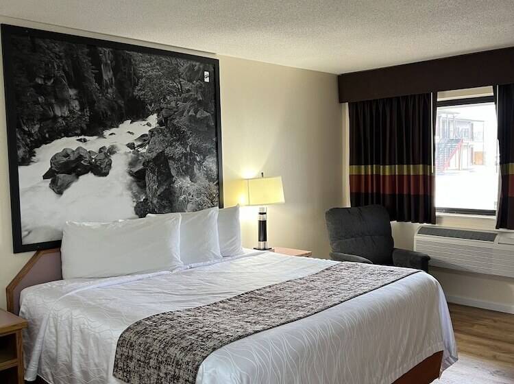 فندق على الطريق Scottish Inns Ashland