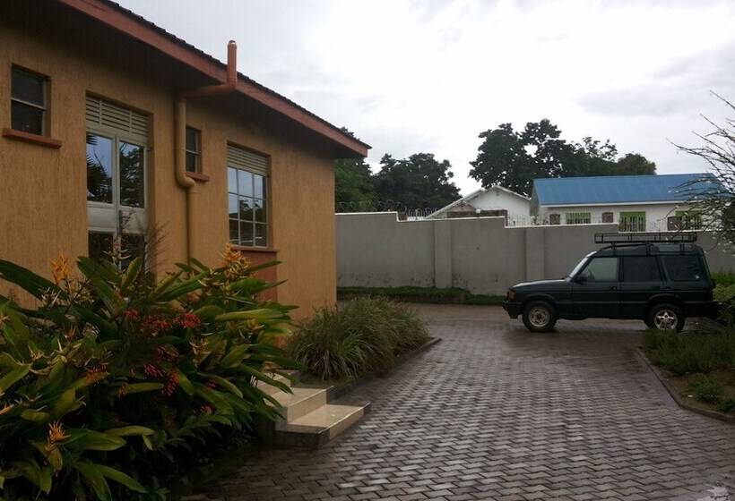 Blue Dove Hotel Arua