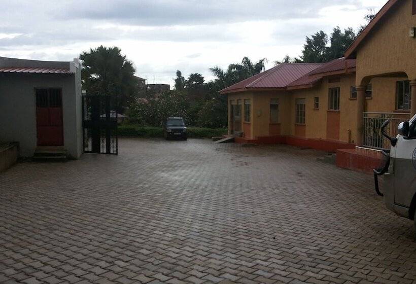 Blue Dove Hotel Arua