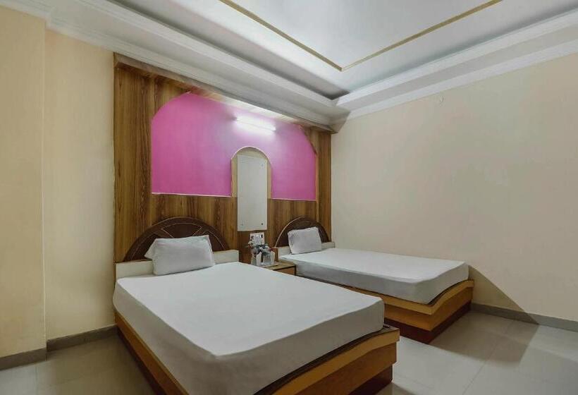 هتل O C K International