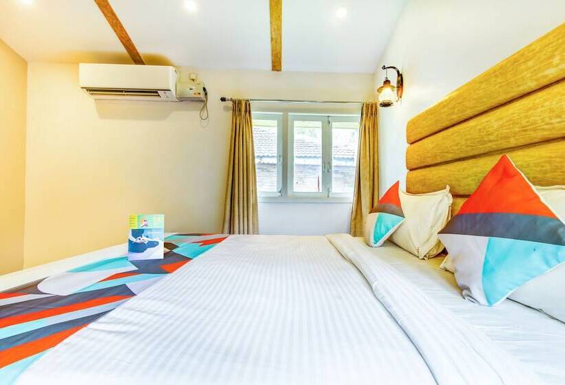 Отель Fabexpress Calangute Beach Resort