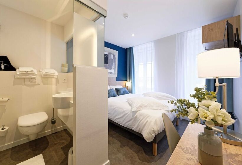 호텔 Contact Hôtel De La Gare Et Son Restaurant Côte à Côte