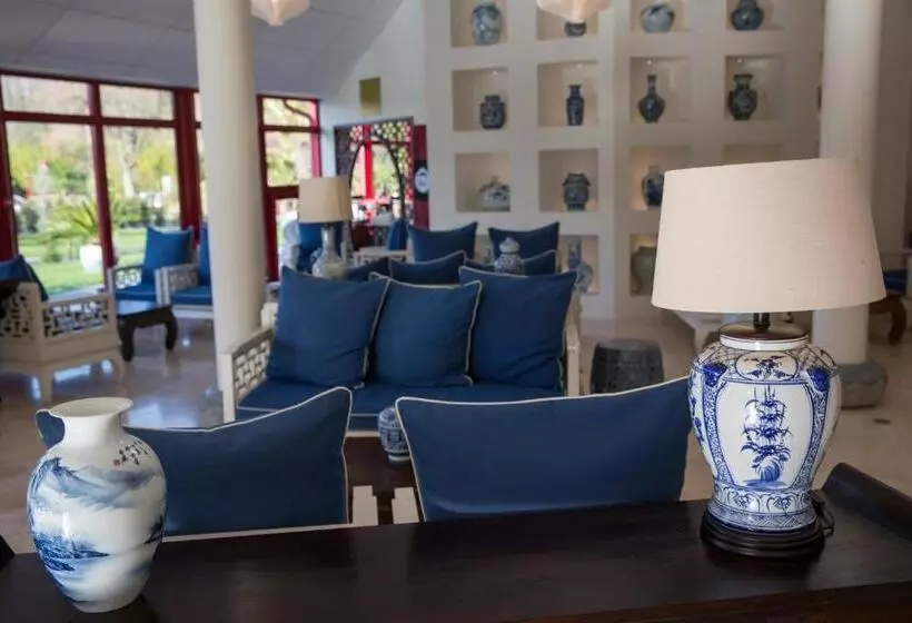 Hotelli Les Pagodes De Beauval