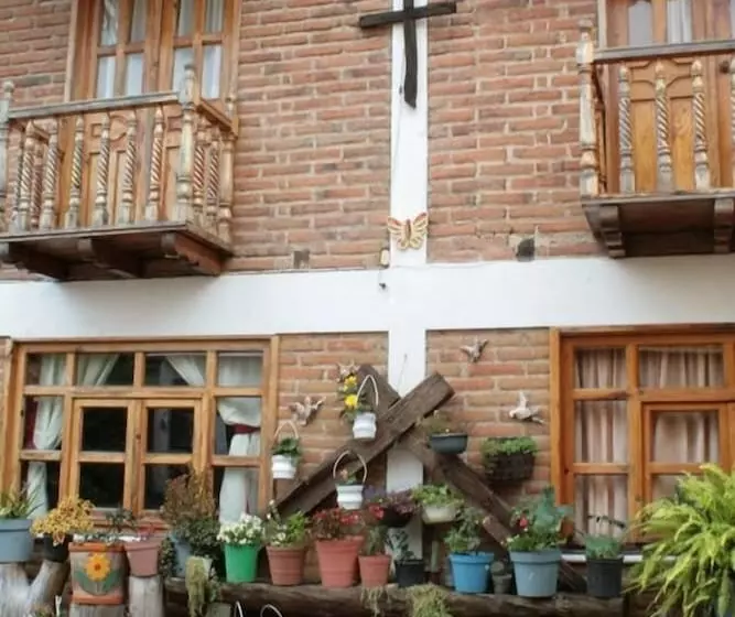 Hotelli Posada De Los Reyes