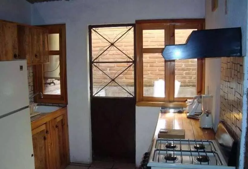 Hotelli Posada De Los Reyes