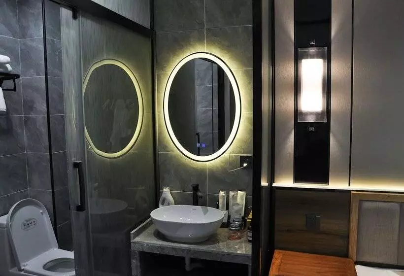 ホテル Qianna Guanshan