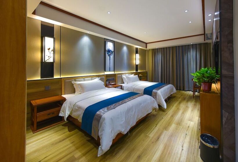 Отель Qianna Guanshan