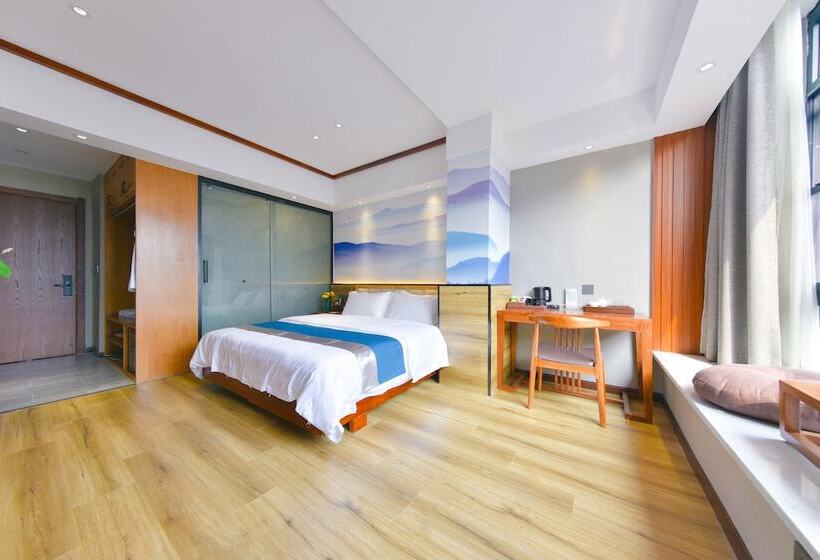 Отель Qianna Guanshan