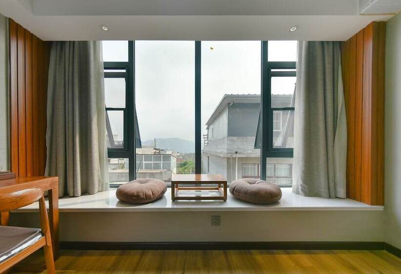 Отель Qianna Guanshan