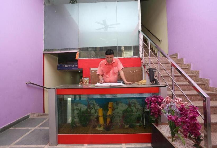 호텔 O Rama Palace