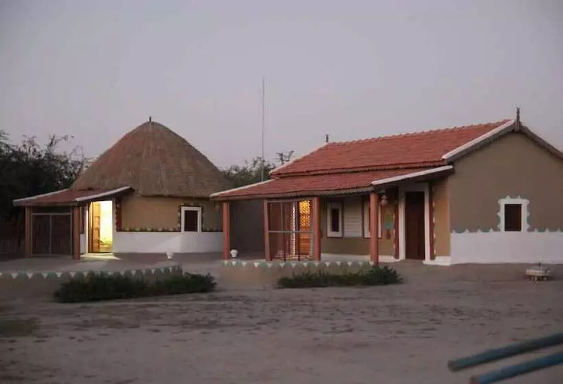 ホテル Rann Visamo Village Resort