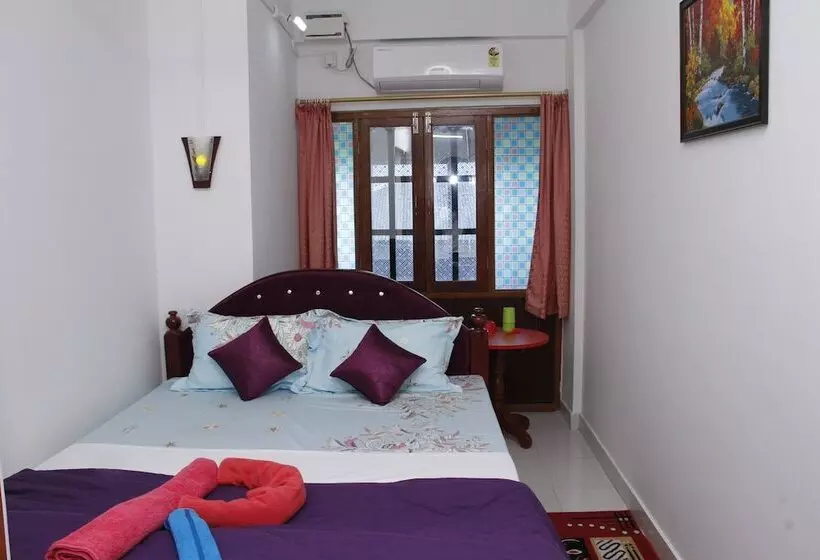 هتل Ratnoop Inn Enjoy The Classic Stay