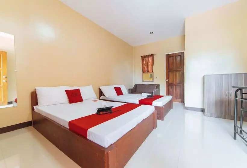 ペンション Reddoorz @ Lagao General Santos