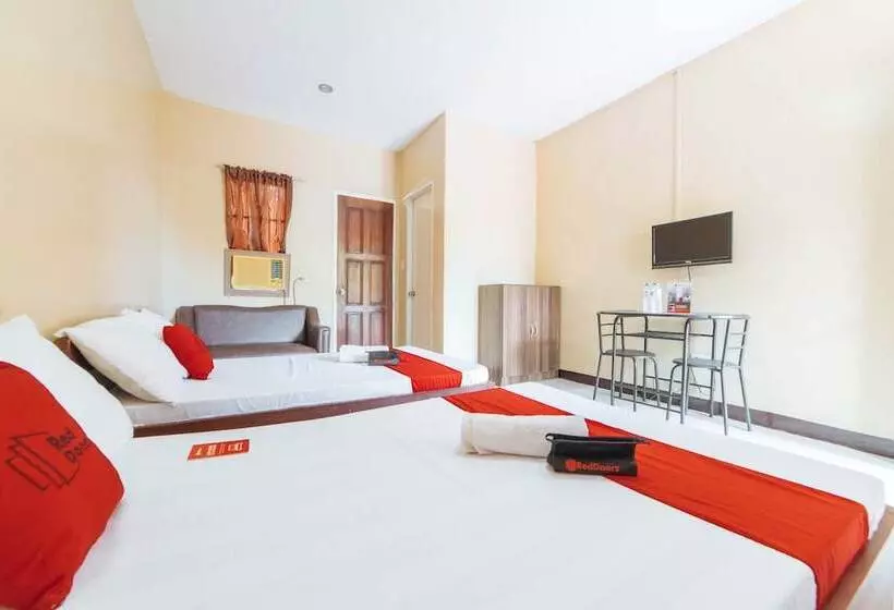 ペンション Reddoorz @ Lagao General Santos