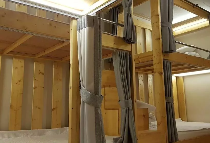 Sudabang Guesthouse   Hostel