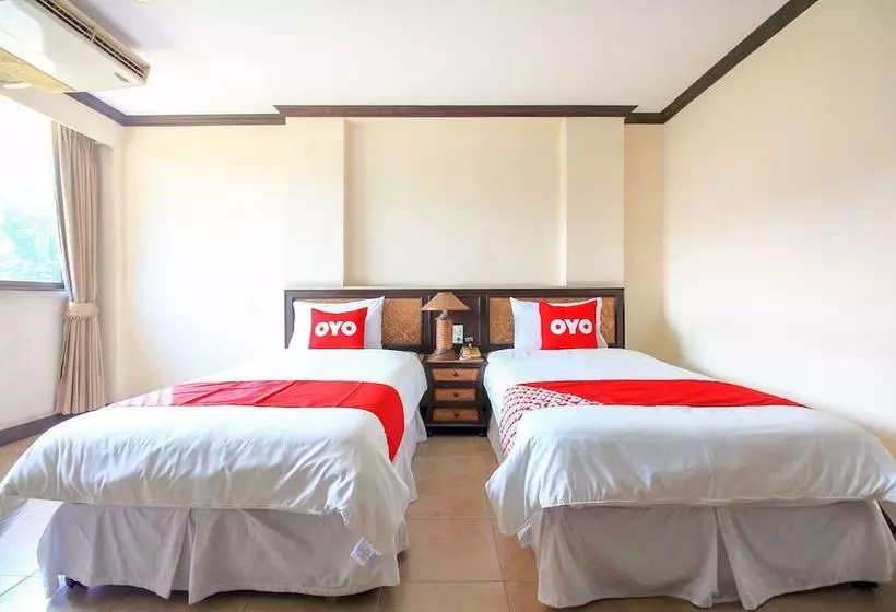 White Inn Hotel By Oyo Rooms