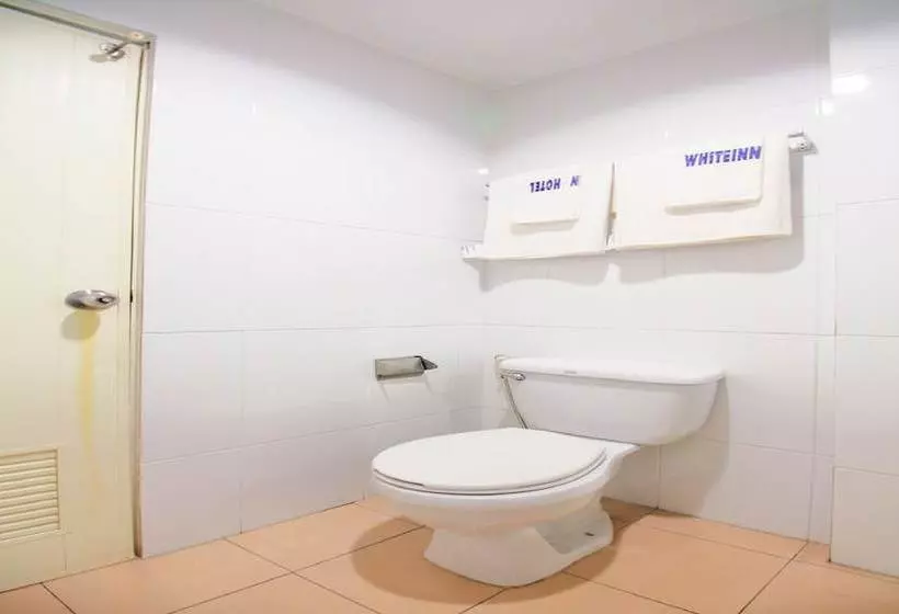 White Inn Hotel By Oyo Rooms