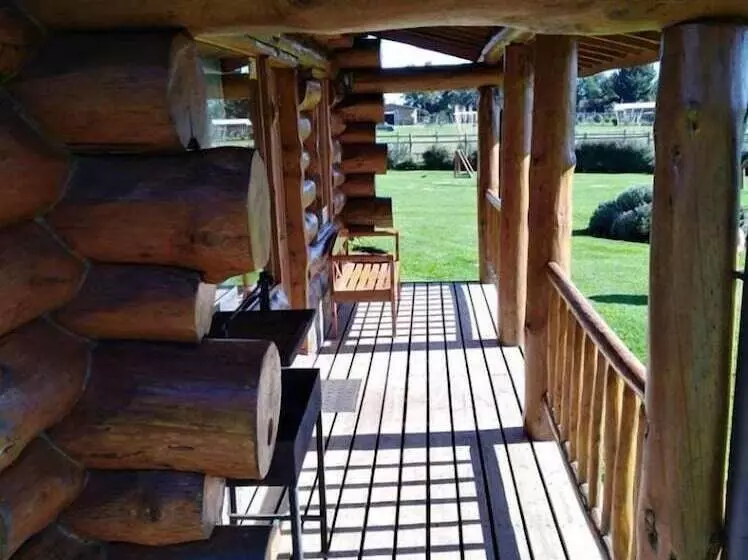 ホテル Cabañas Puerto Varas