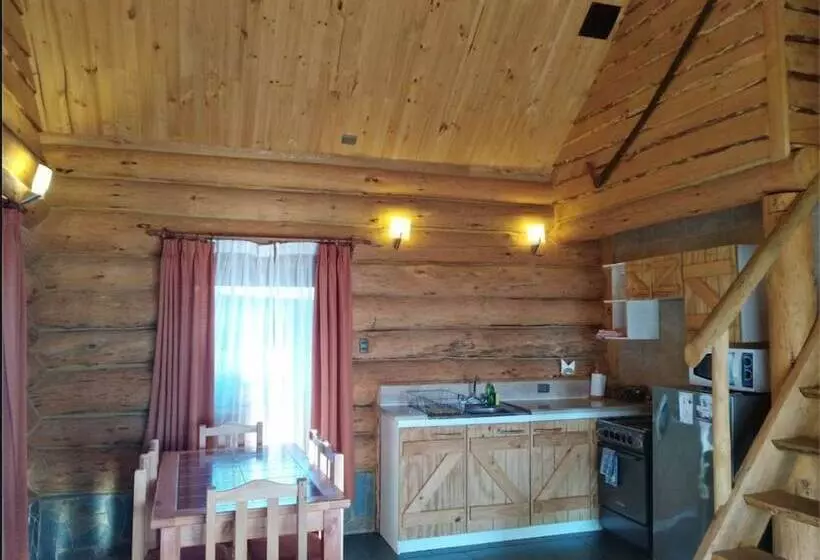 ホテル Cabañas Puerto Varas