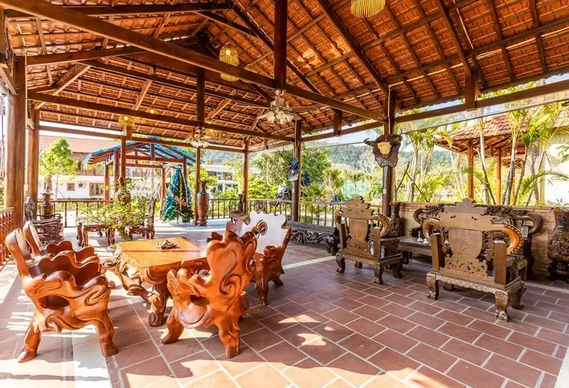 هتل Serene Retreat Phu Quoc