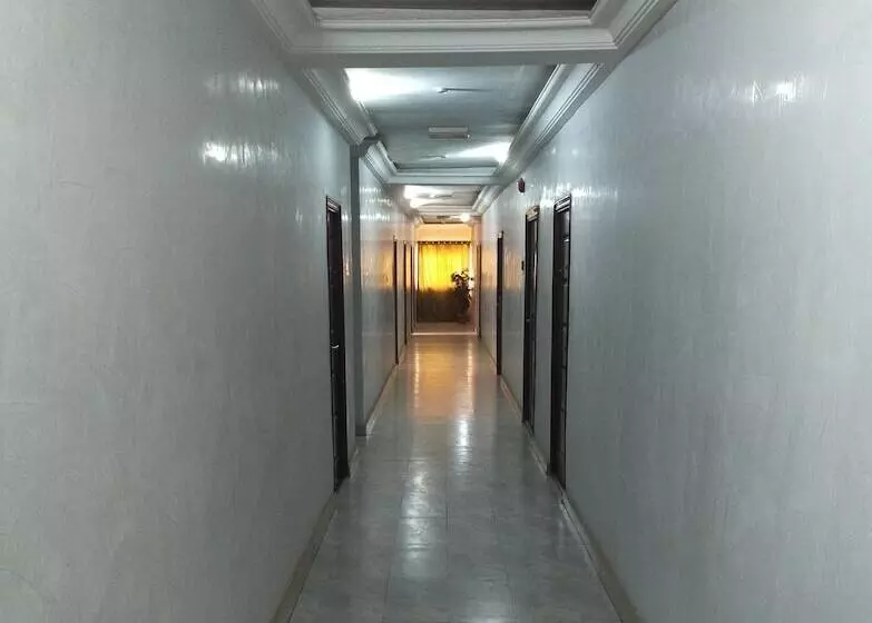 Joy House Hotel And Suites