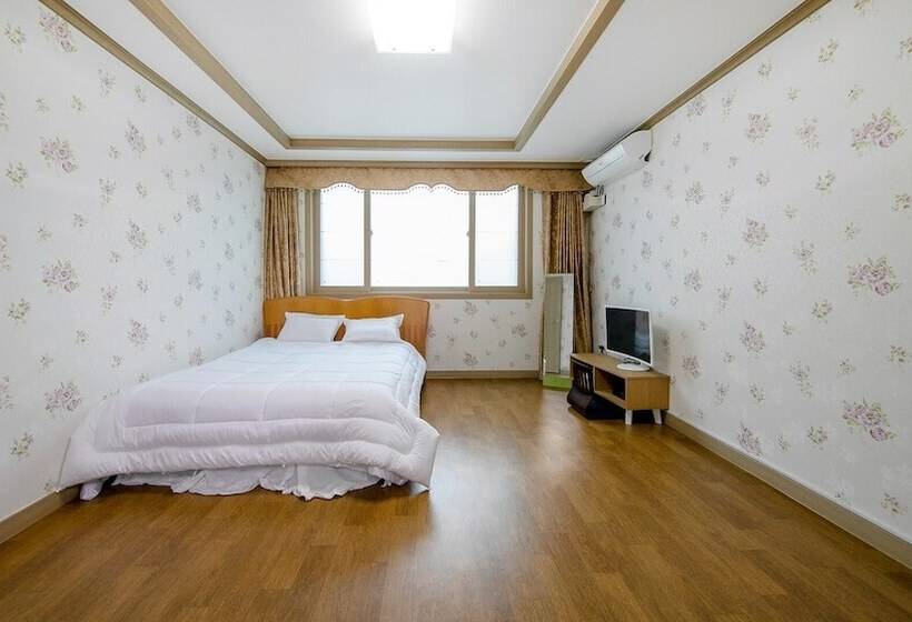 Samcheok Eoulim Pension