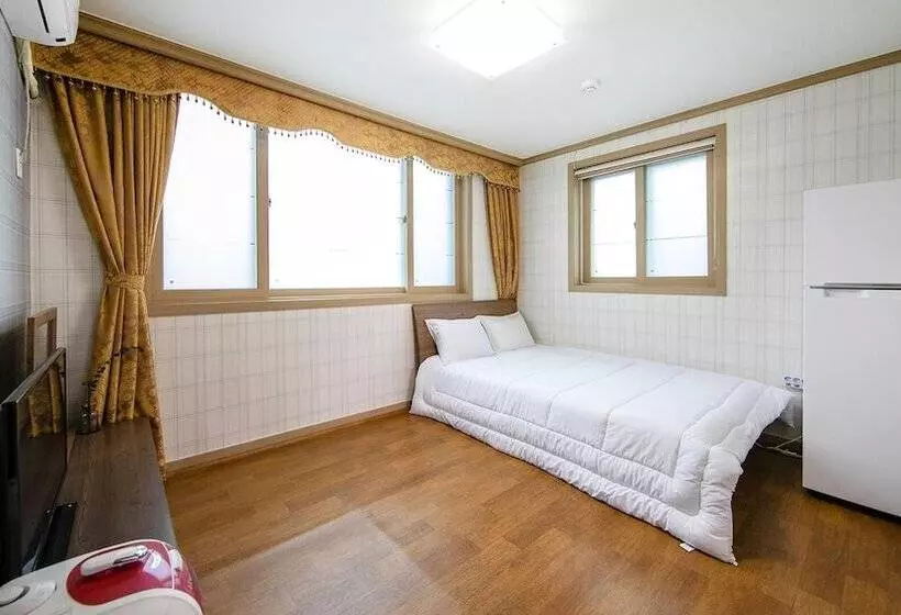 Samcheok Eoulim Pension