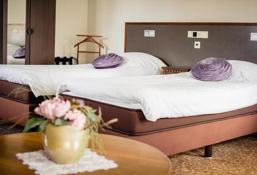 فندق De Reiziger