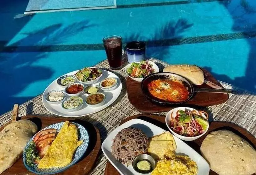 Aves Hotel & Resort   Retreat Center