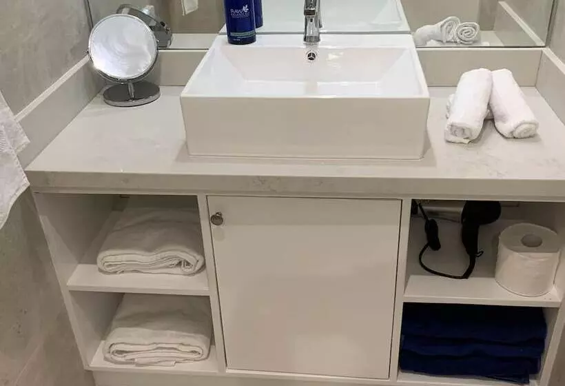 Aves Hotel & Resort   Retreat Center