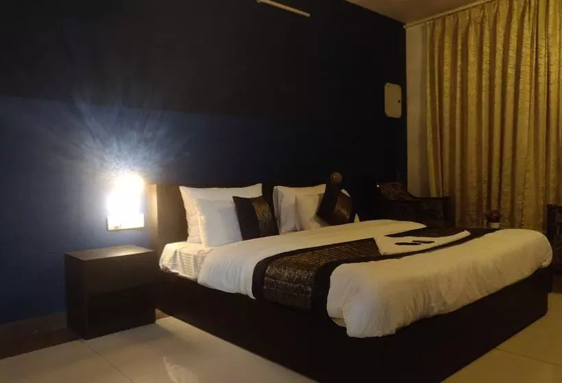 هتل Callista Inn Jaipur