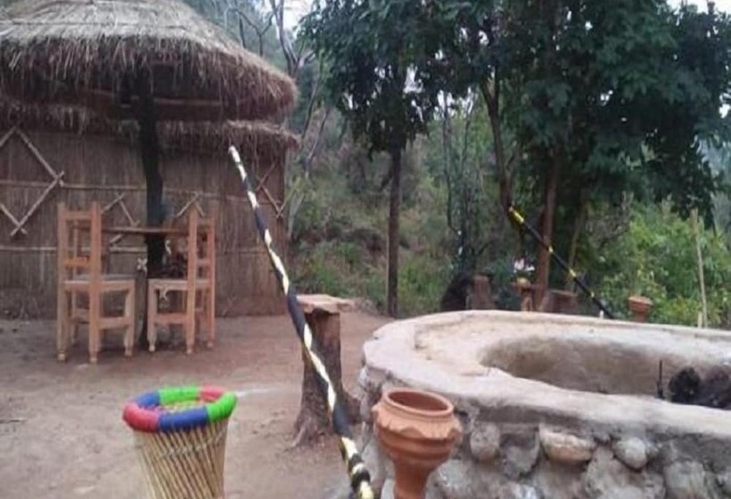 בית מלון כפרי Etu Adventures Homestay