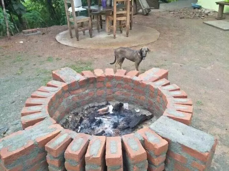 Hotelli Etu Adventures Homestay