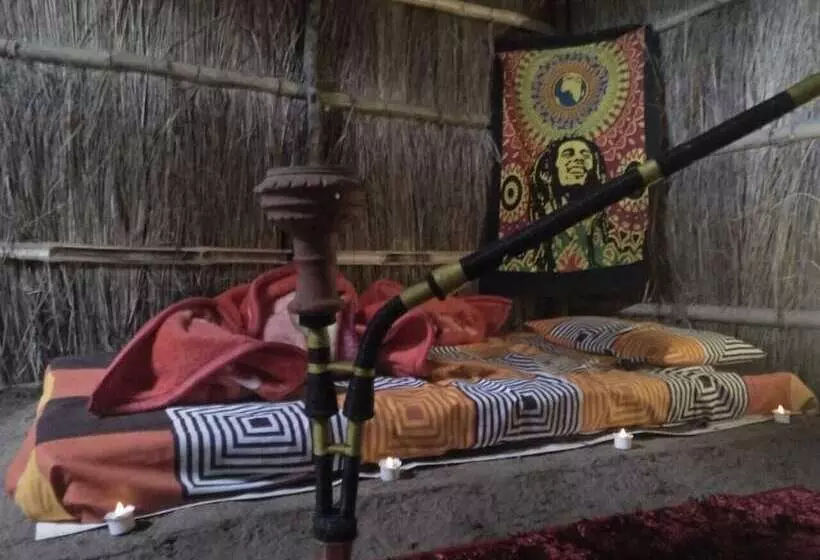 Hotelli Etu Adventures Homestay