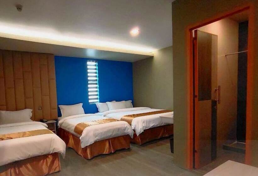 Hotel Felicity Island