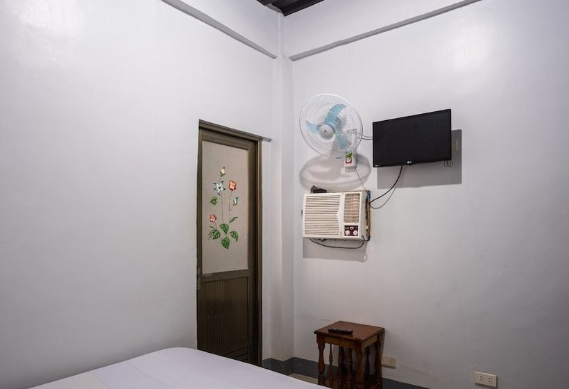 Hotel Zen Rooms Basic Nina S Transient