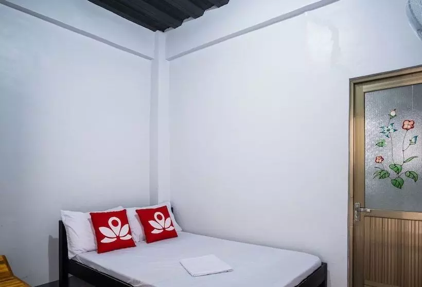هتل Zen Rooms Basic Nina S Transient