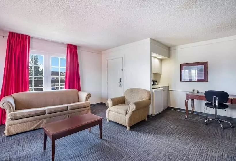 בית מלון כפרי Americas Best Value Inn Denver