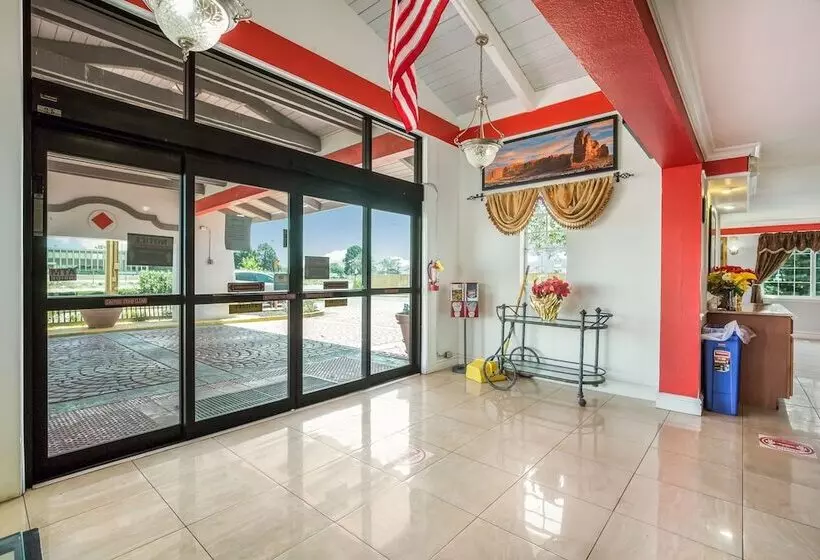 בית מלון כפרי Americas Best Value Inn Denver