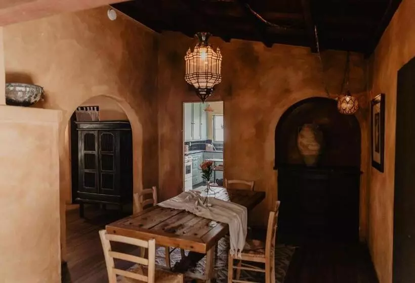 هتل Korakia Pensione