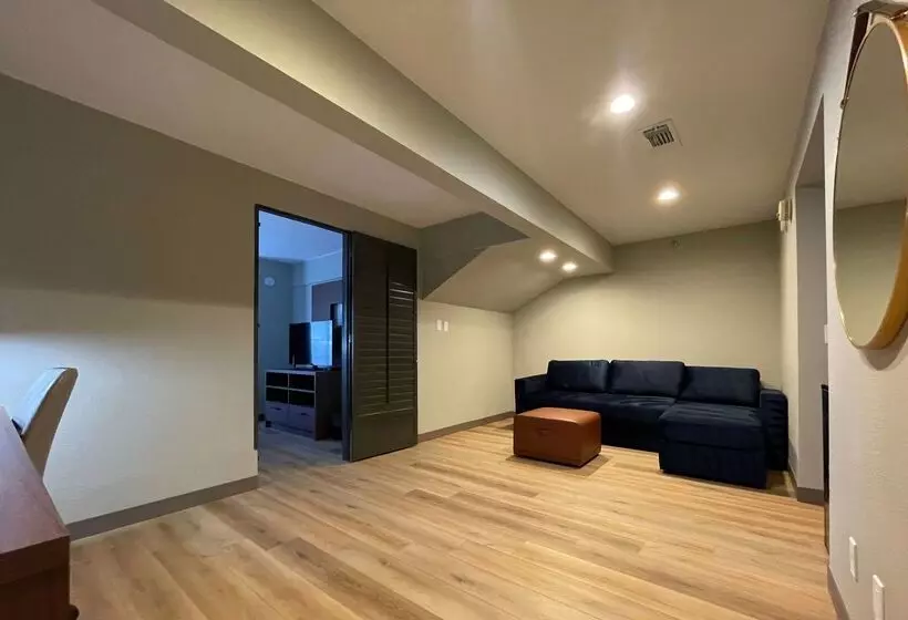 هتل La Quinta By Wyndham Dallas Dfw Airport North