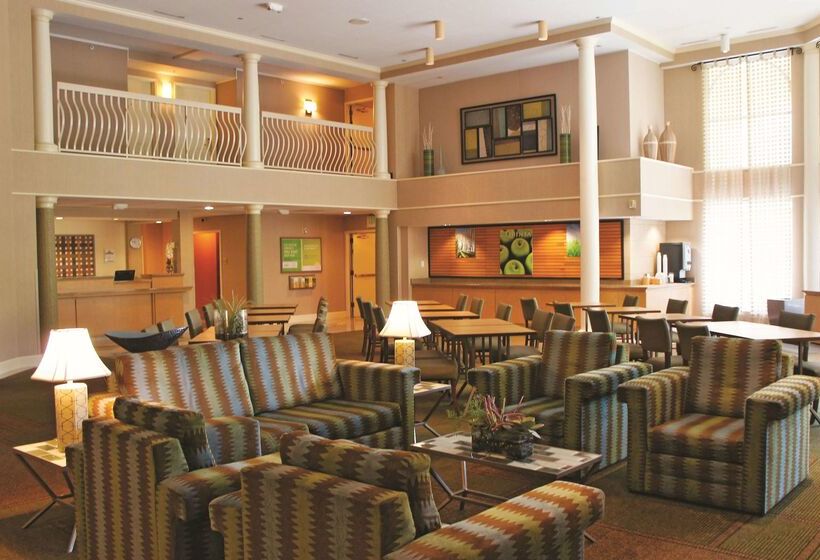 فندق La Quinta Inn & Suites By Wyndham Houston Bush Iah South