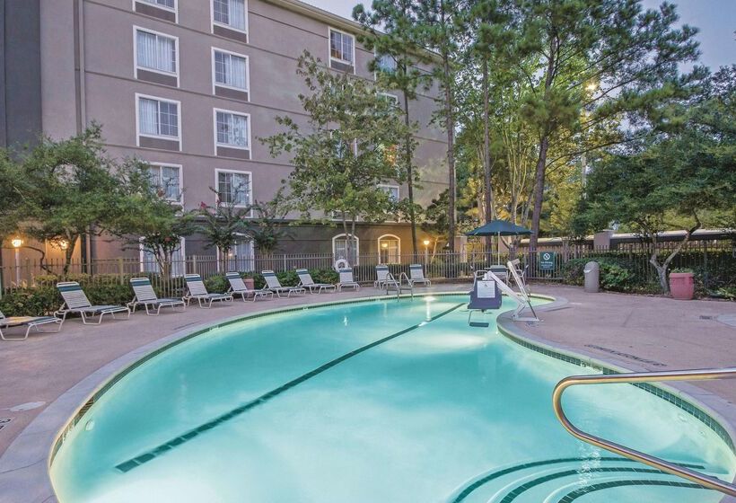 فندق La Quinta Inn & Suites By Wyndham Houston Bush Iah South