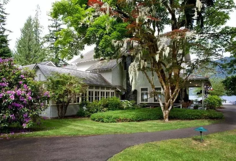 هتل Lake Crescent Lodge