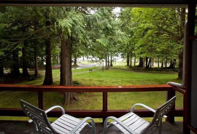 هتل Lake Crescent Lodge