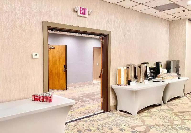 Lincoln Hotel Monterey Park Los Angeles