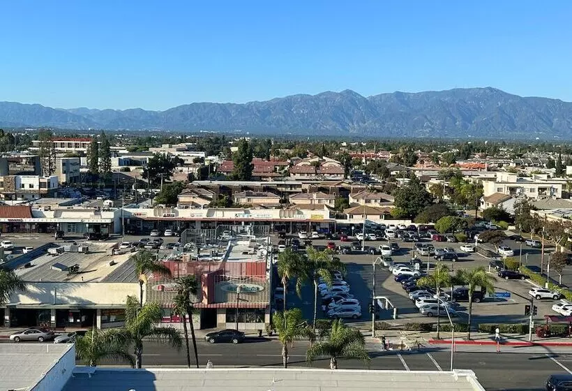 Lincoln Hotel Monterey Park Los Angeles