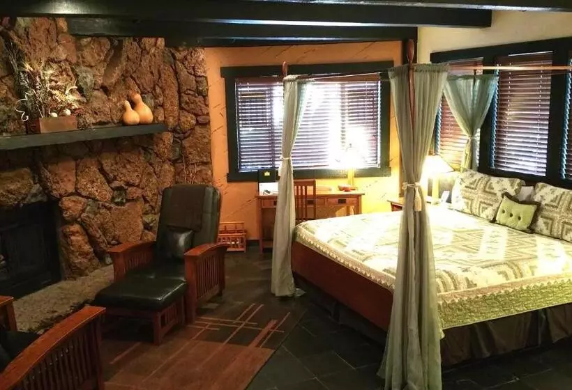 هتل Lodge At Sedona