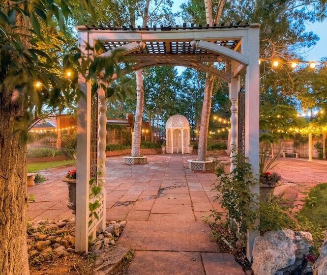 هتل Lumber Baron Inn